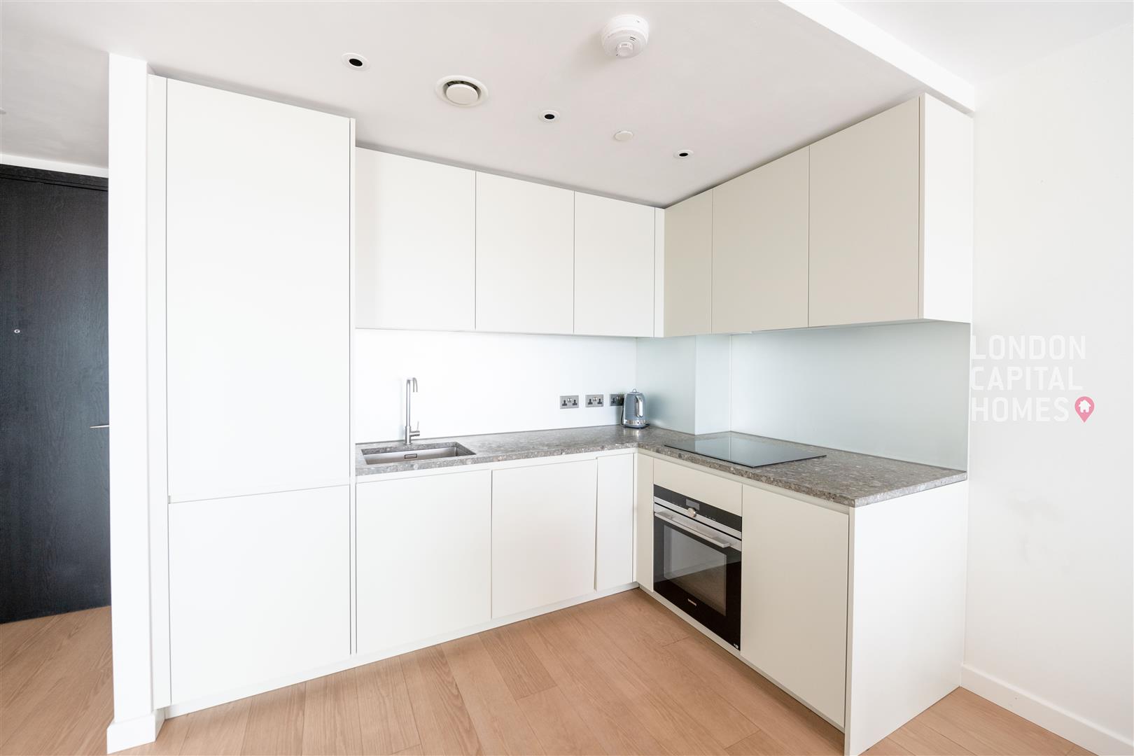 1 bed property in 18 Cutter Lane, LONDON
